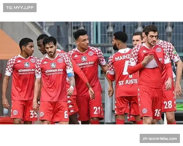 拜仁中场控制力下降明显 对阵美因茨上半场失控